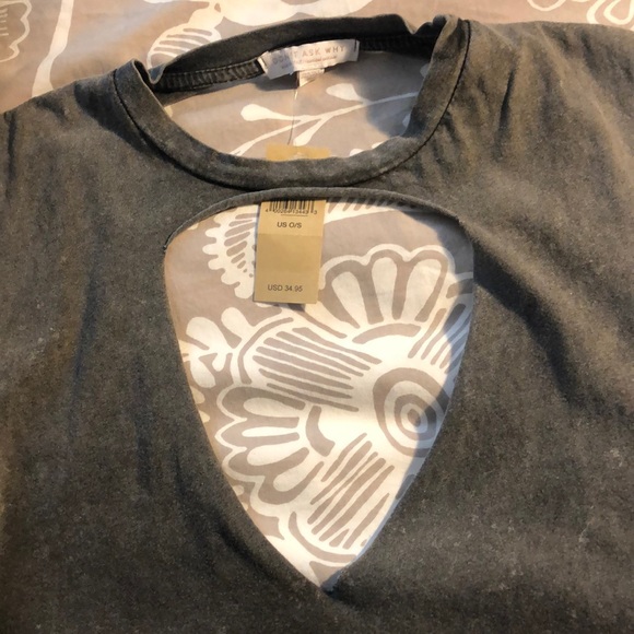 Distressed lace up crop top OS - Picture 4 of 6